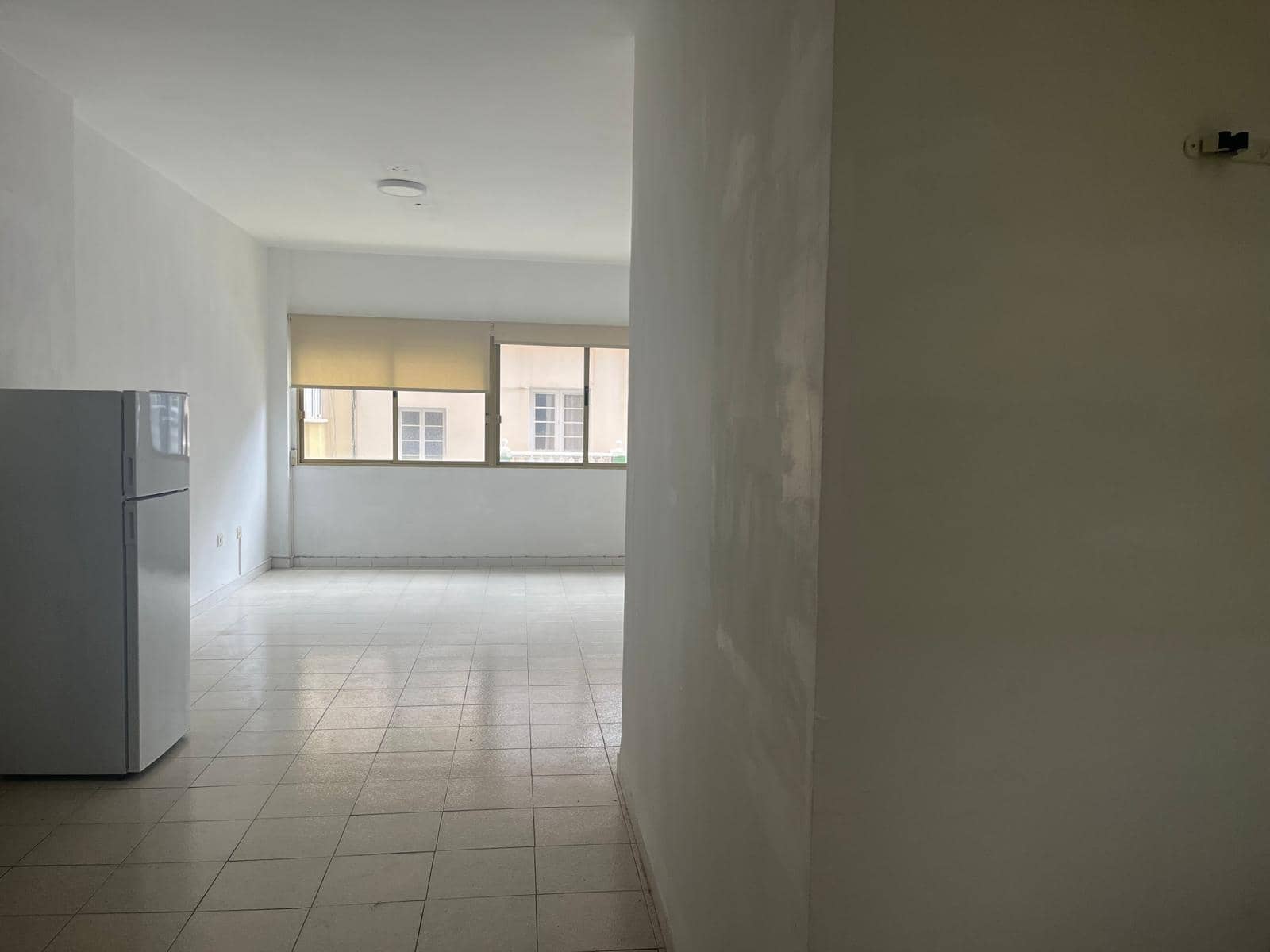 Office for rent in Las Palmas de Gran Canaria - € 600 (Ref: 9882257)
