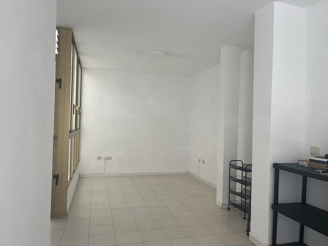 Kantoor te huur in Las Palmas de Gran Canaria - € 600 (Ref: 9882257)