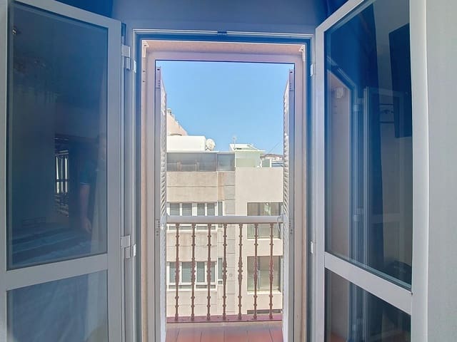 2 chambre Appartement à vendre à Las Palmas de Gran Canaria - 325 000 € (Ref: 9882258)