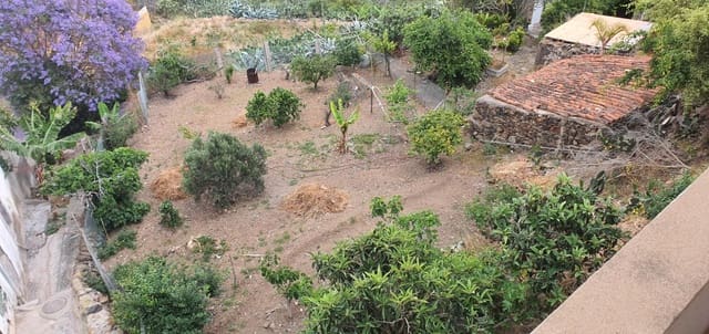 Teren niezagospodarowany na sprzedaż w Las Mesas - El Toscón, Las Palmas de Gran Canaria - 49 000 € (Ref: 9882259)