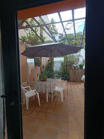 3 slaapkamer Halfvrijstaande villa te koop in Santa Brígida met garage - € 365.000 (Ref: 9882260)