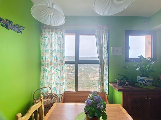 3 slaapkamer Halfvrijstaande villa te koop in Santa Brígida met garage - € 365.000 (Ref: 9882260)