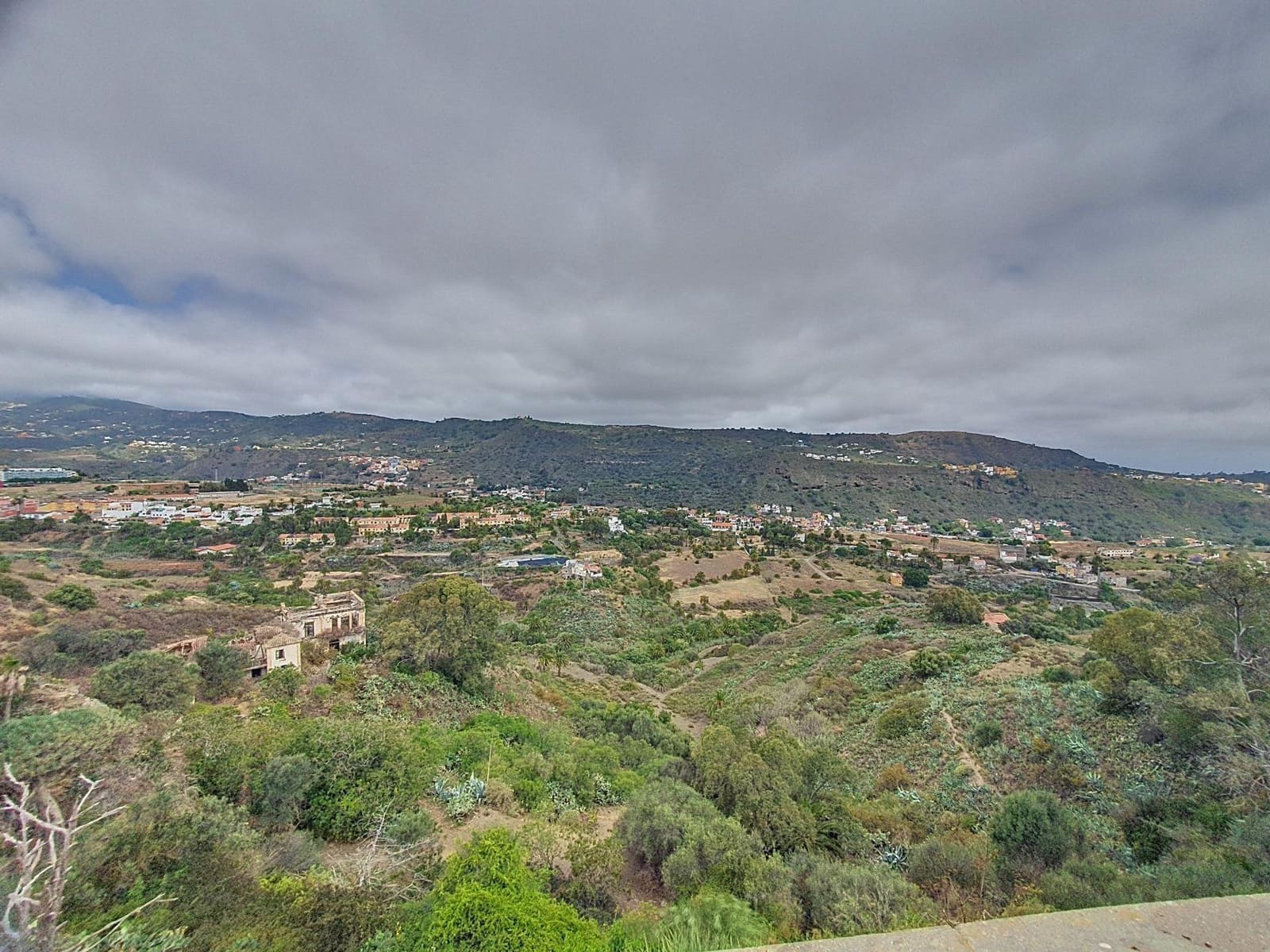 3 bedroom Semi-detached Villa for sale in Santa Brigida with garage - € 365,000 (Ref: 9882260)