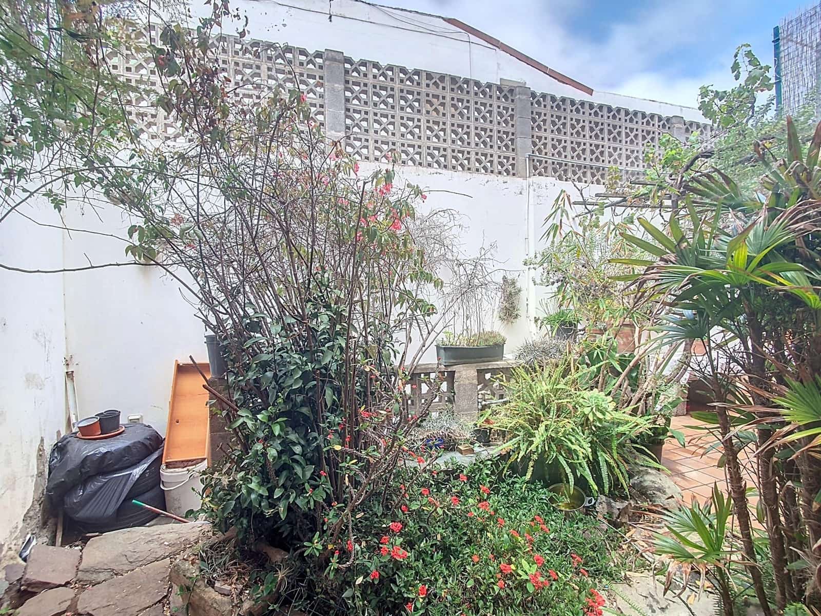 3 bedroom Semi-detached Villa for sale in Santa Brigida with garage - € 365,000 (Ref: 9882260)