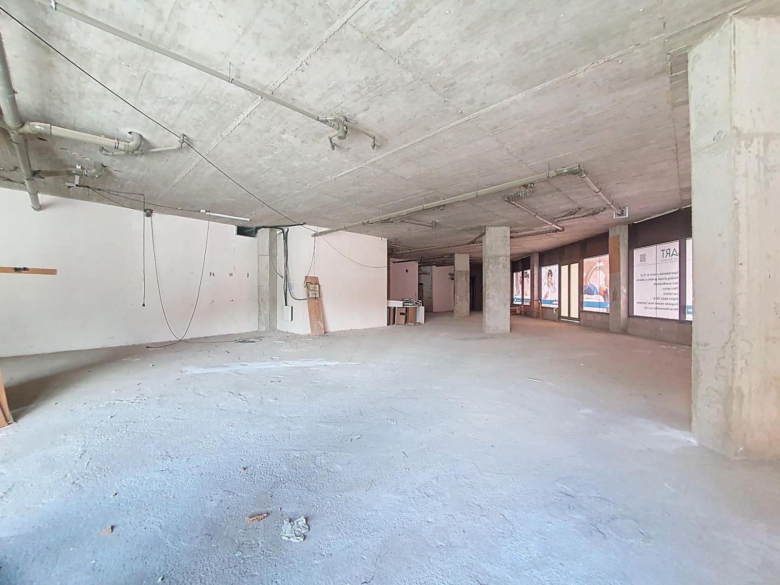 Commercial for rent in Las Palmas de Gran Canaria with garage - € 8,000 (Ref: 9882262)