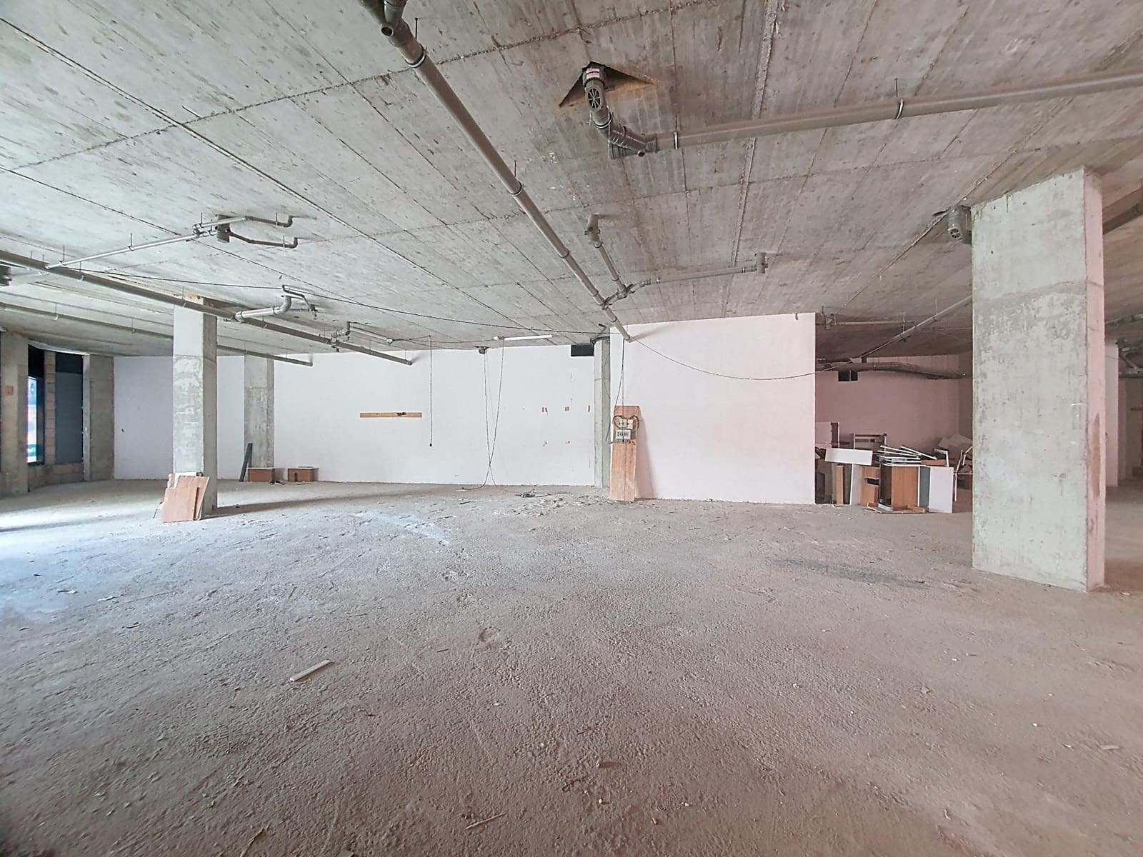 Commercial for rent in Las Palmas de Gran Canaria with garage - € 8,000 (Ref: 9882262)