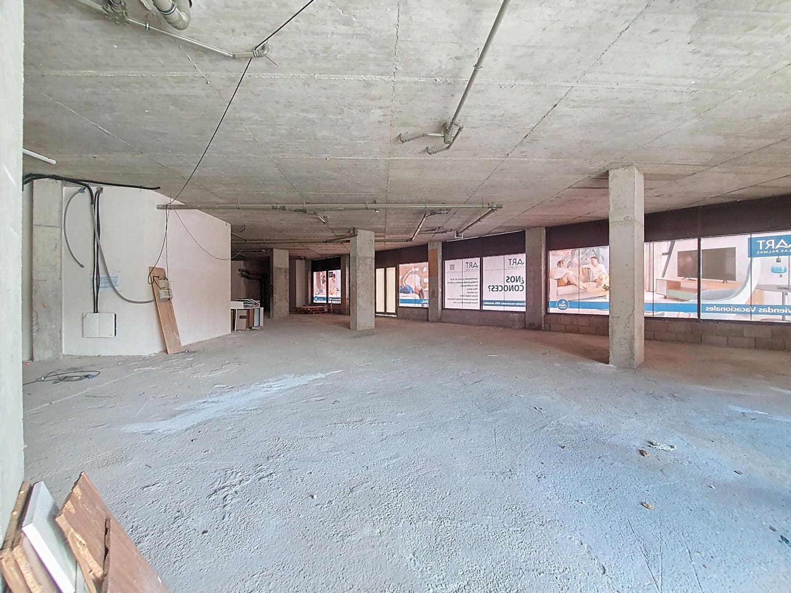 Commercial for rent in Las Palmas de Gran Canaria with garage - € 8,000 (Ref: 9882262)