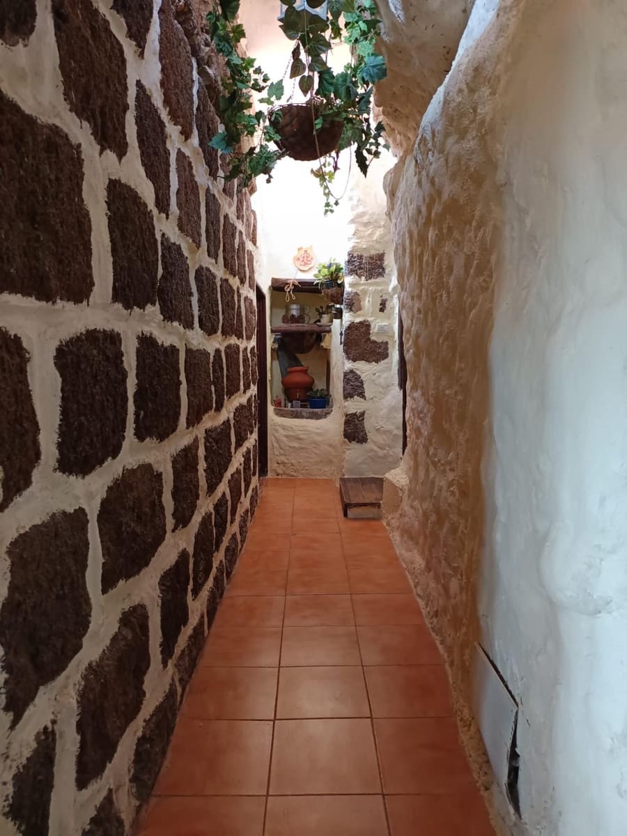 2 slaapkamer Finca/Landhuis te koop in Valsequillo met garage - € 159.900 (Ref: 9882263)