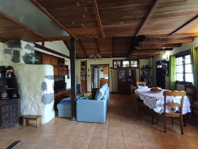 2 slaapkamer Finca/Landhuis te koop in Valsequillo met garage - € 159.900 (Ref: 9882263)