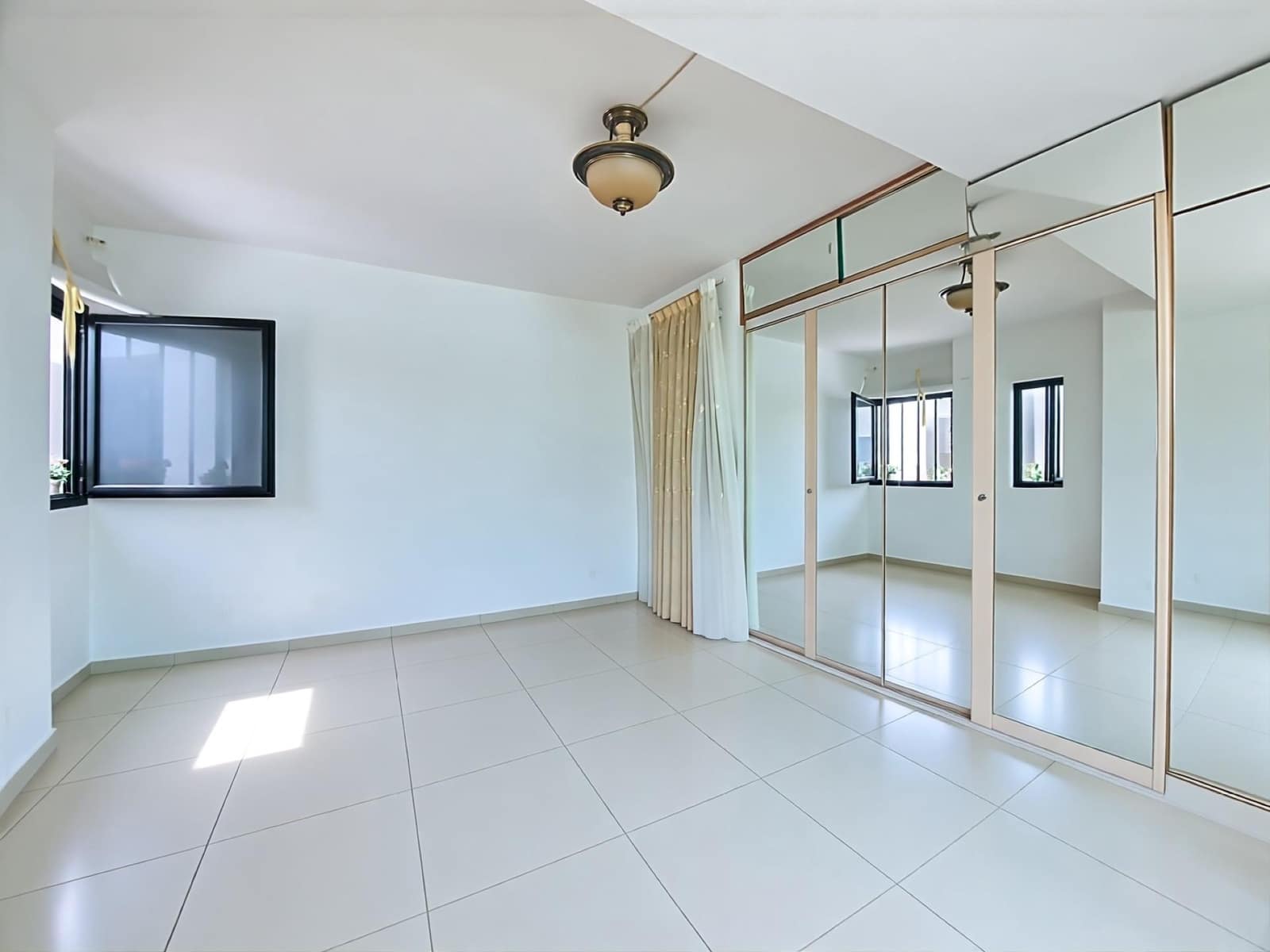 2 soverom Leilighet til salgs i Las Palmas de Gran Canaria - € 340 000 (Ref: 9882264)