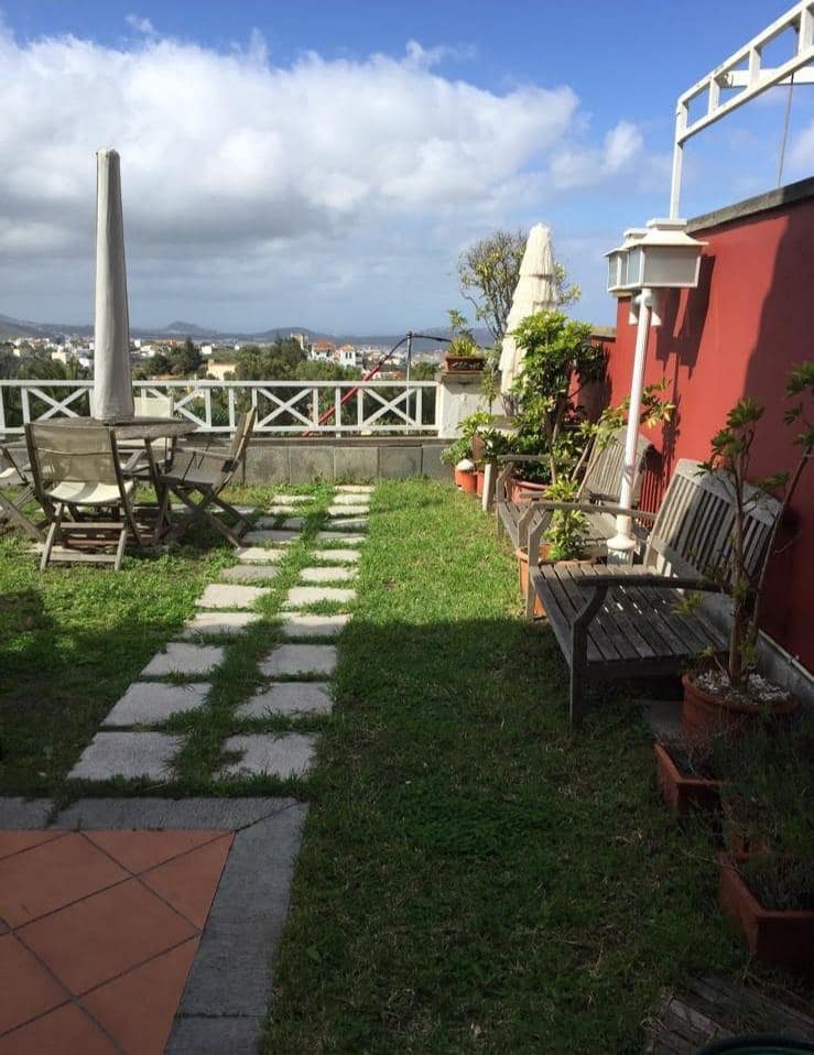3 bedroom Semi-detached Villa for sale in Las Palmas de Gran Canaria with garage - € 479,000 (Ref: 9882266)