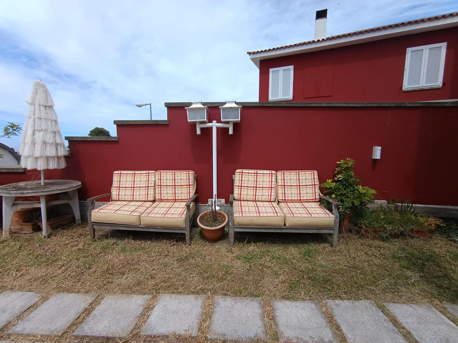 3 bedroom Semi-detached Villa for sale in Las Palmas de Gran Canaria with garage - € 479,000 (Ref: 9882266)