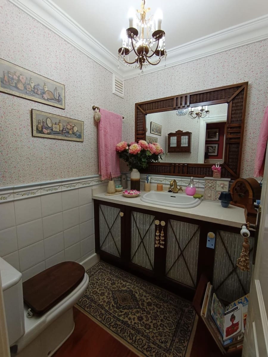3 bedroom Semi-detached Villa for sale in Las Palmas de Gran Canaria with garage - € 479,000 (Ref: 9882266)