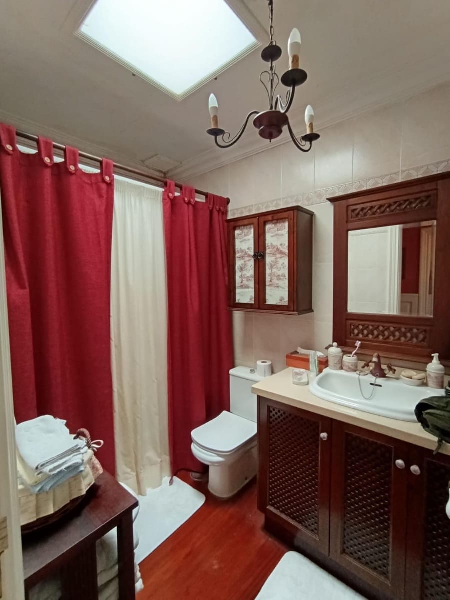 3 bedroom Semi-detached Villa for sale in Las Palmas de Gran Canaria with garage - € 479,000 (Ref: 9882266)