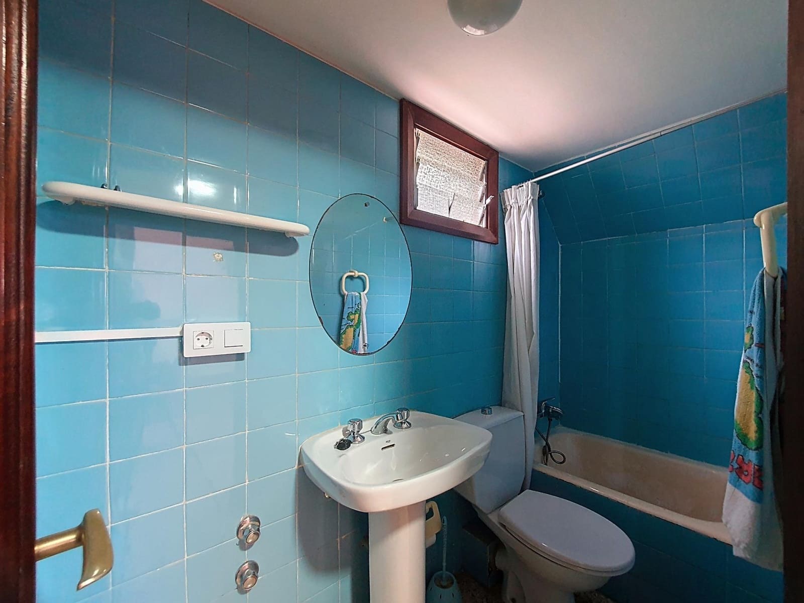 5 bedroom Villa for sale in Las Palmas de Gran Canaria with garage - € 995,000 (Ref: 9882269)