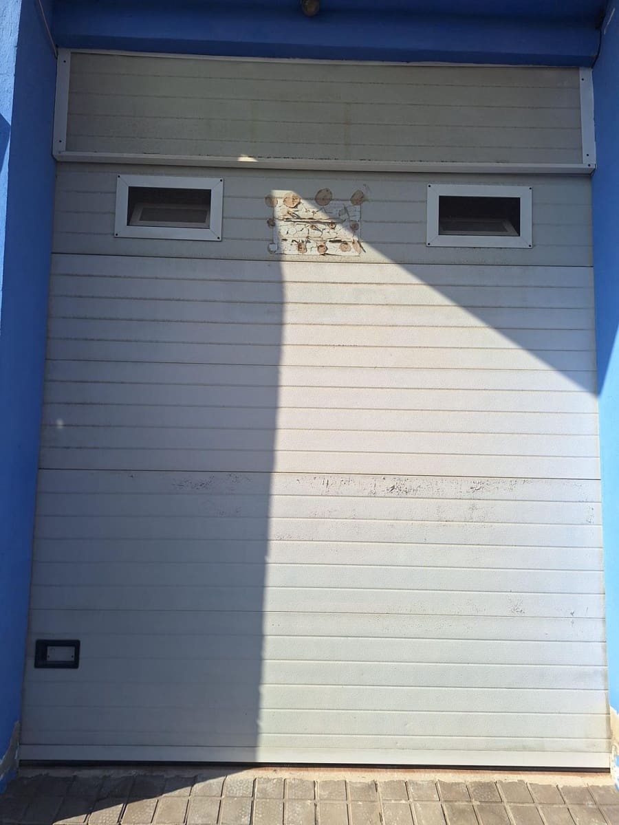 Comercial para venda em Santa Lucia de Tirajana - 86 000 € (Ref: 9882270)
