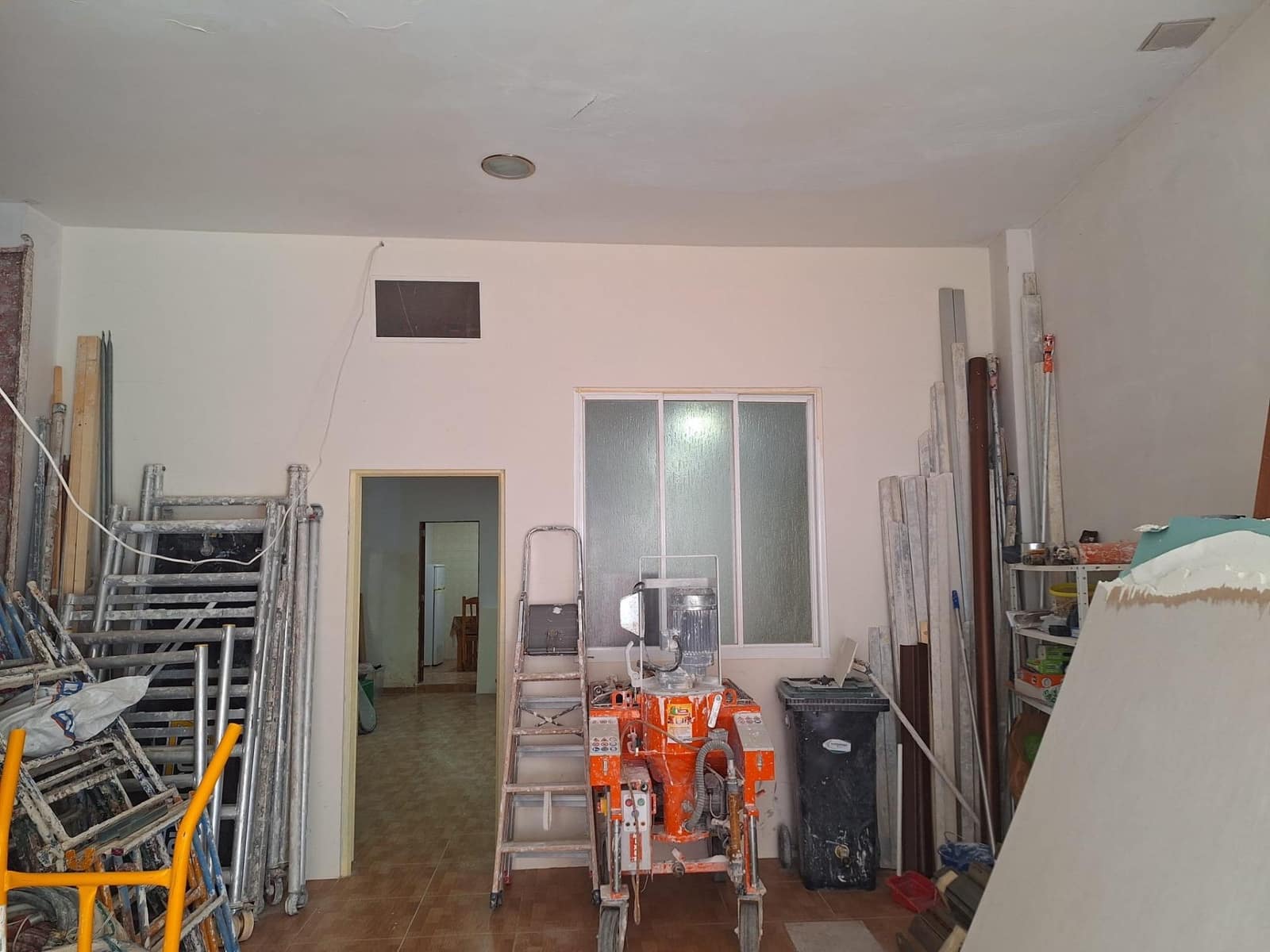 Comercial para venda em Santa Lucia de Tirajana - 86 000 € (Ref: 9882270)