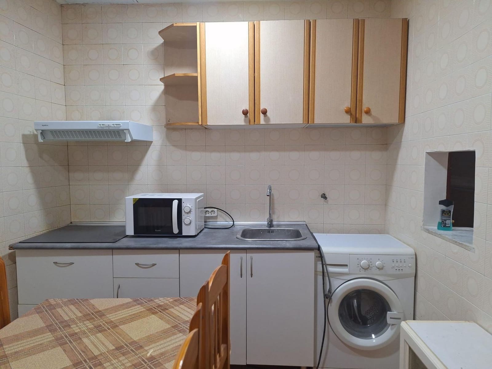 Comercial para venda em Santa Lucia de Tirajana - 86 000 € (Ref: 9882270)