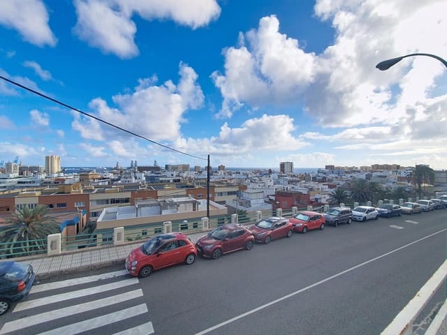 8 chambre Villa/Maison à vendre à Schamann - Rehoyas, Las Palmas de Gran Canaria avec garage - 630 000 € (Ref: 9882275)