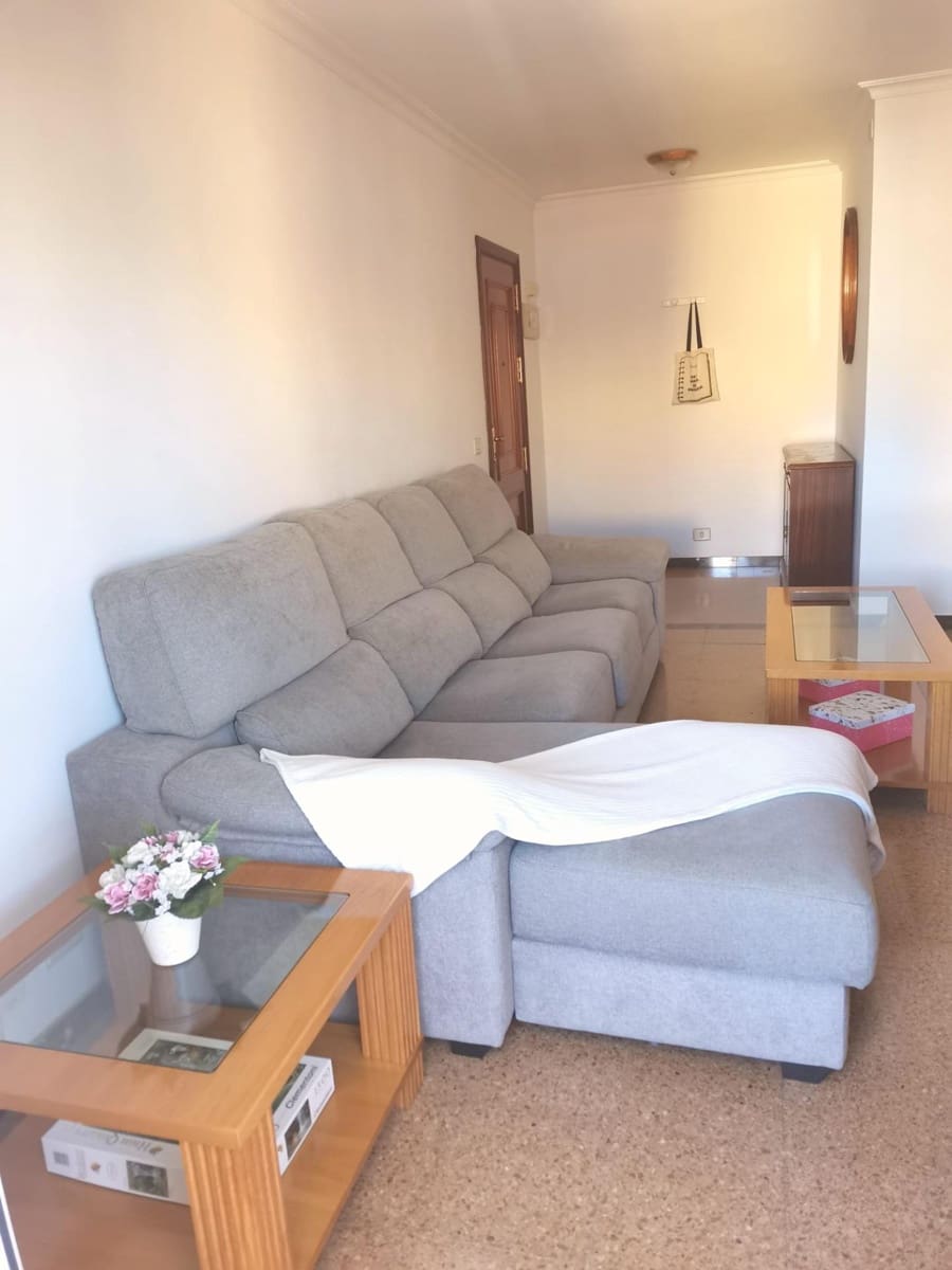 3 slaapkamer Flat te koop in Las Palmas de Gran Canaria - € 169.000 (Ref: 9882276)