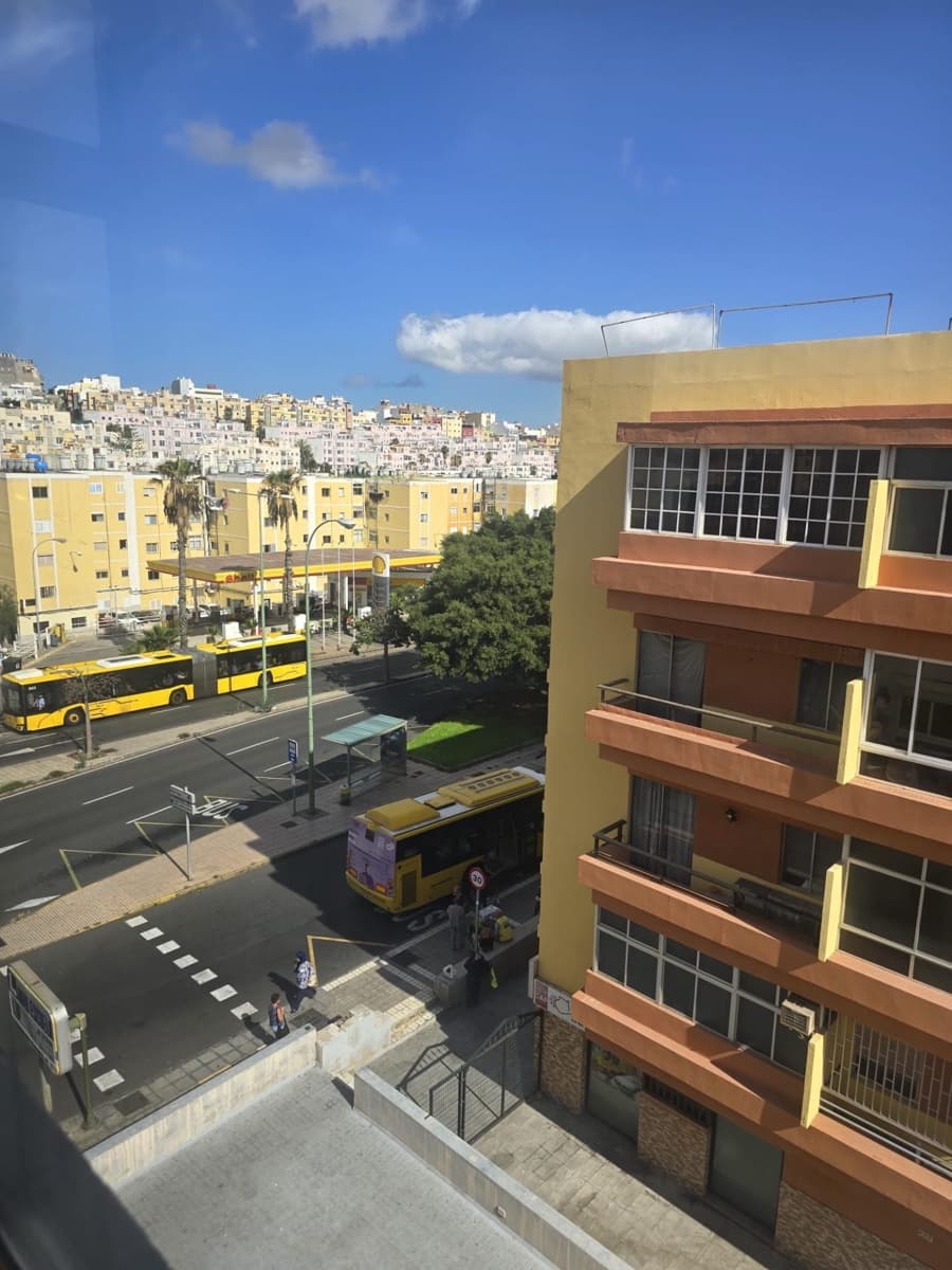 3 slaapkamer Flat te koop in Las Palmas de Gran Canaria - € 169.000 (Ref: 9882276)