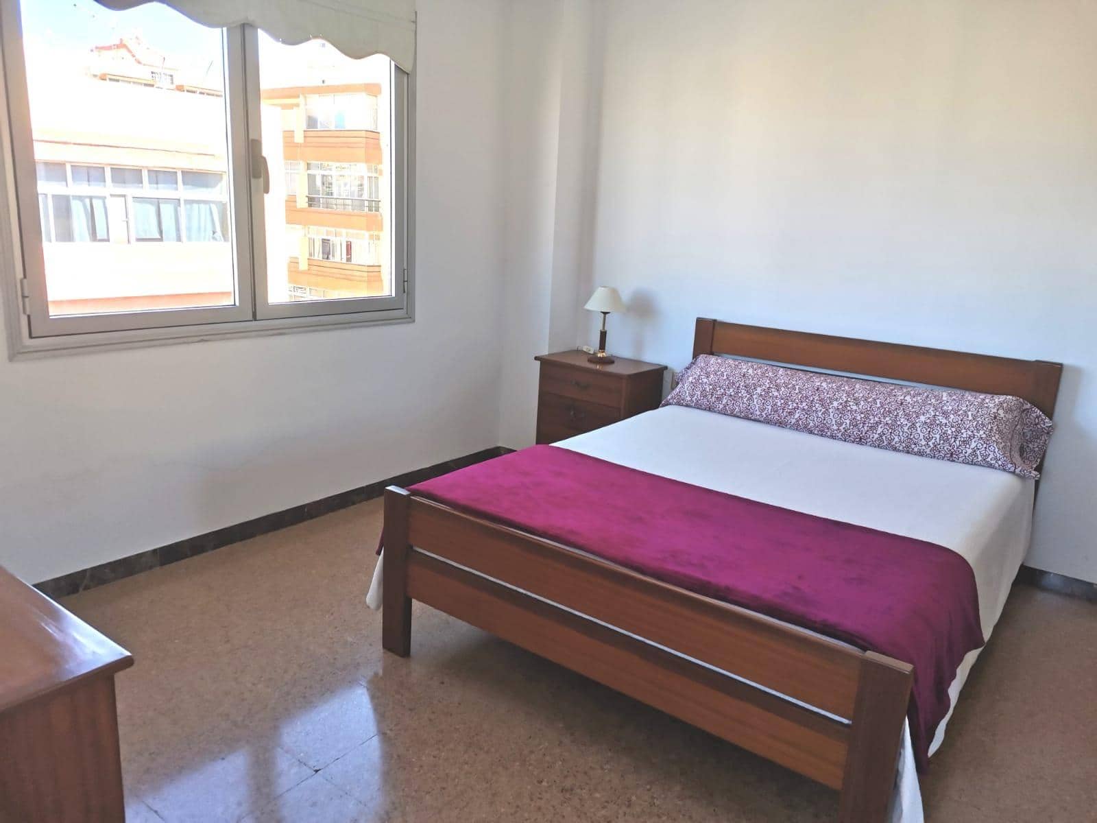 3 slaapkamer Flat te koop in Las Palmas de Gran Canaria - € 169.000 (Ref: 9882276)