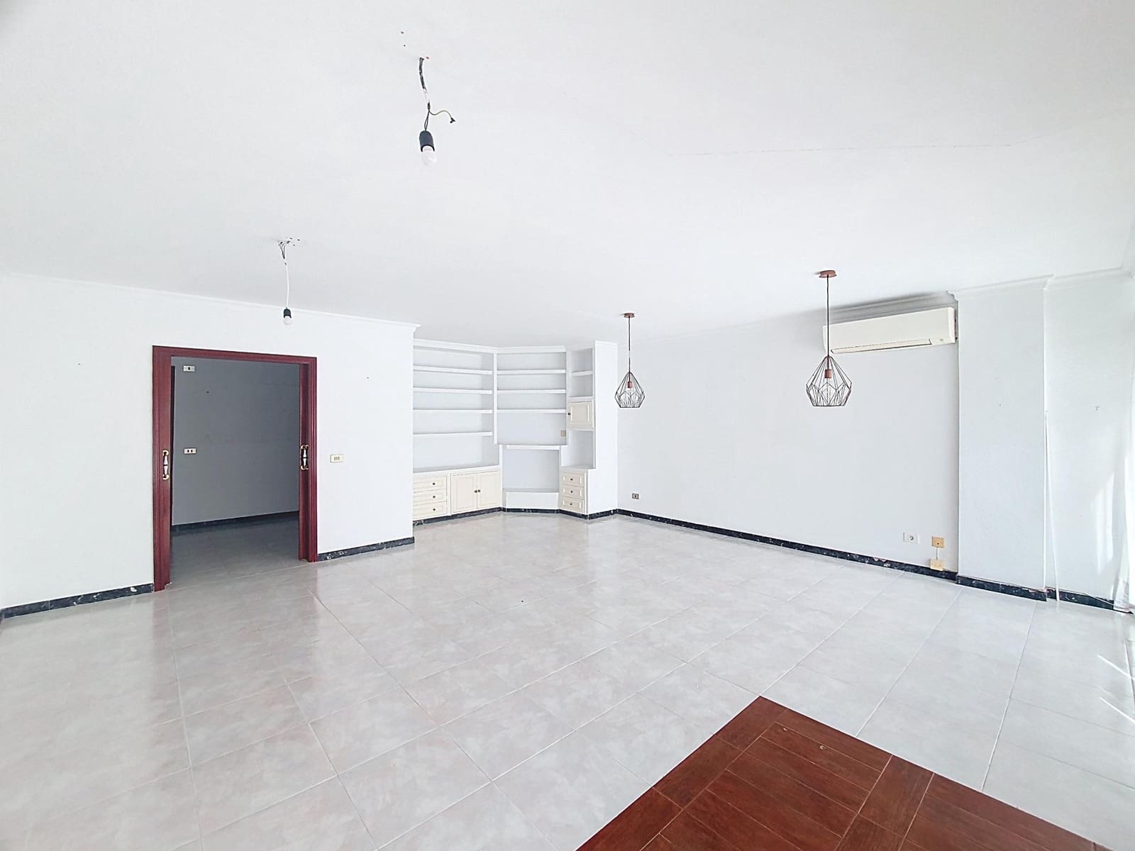 3 bedroom Flat for sale in Las Palmas de Gran Canaria - € 525,000 (Ref: 9882277)