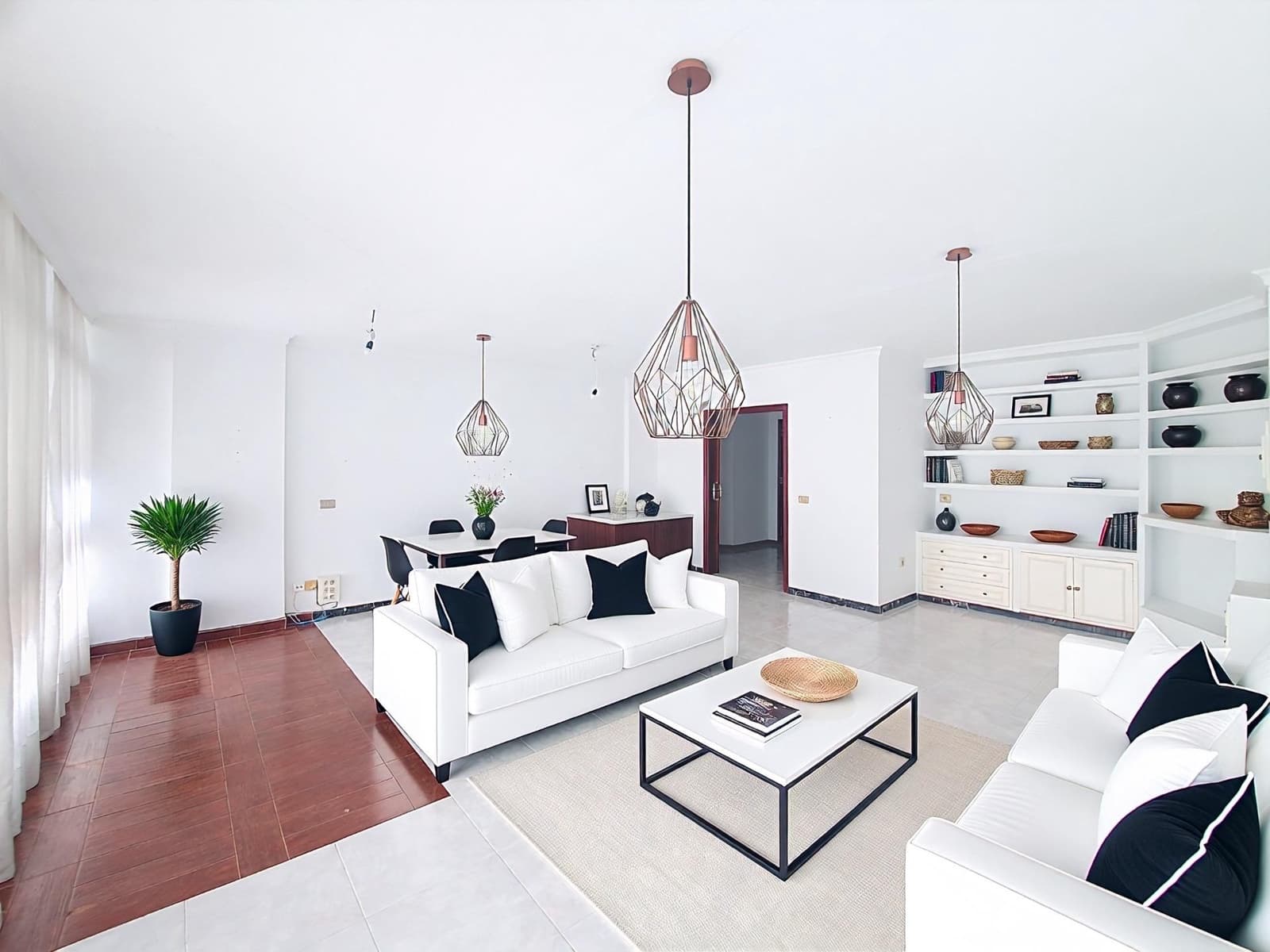 3 bedroom Flat for sale in Las Palmas de Gran Canaria - € 525,000 (Ref: 9882277)