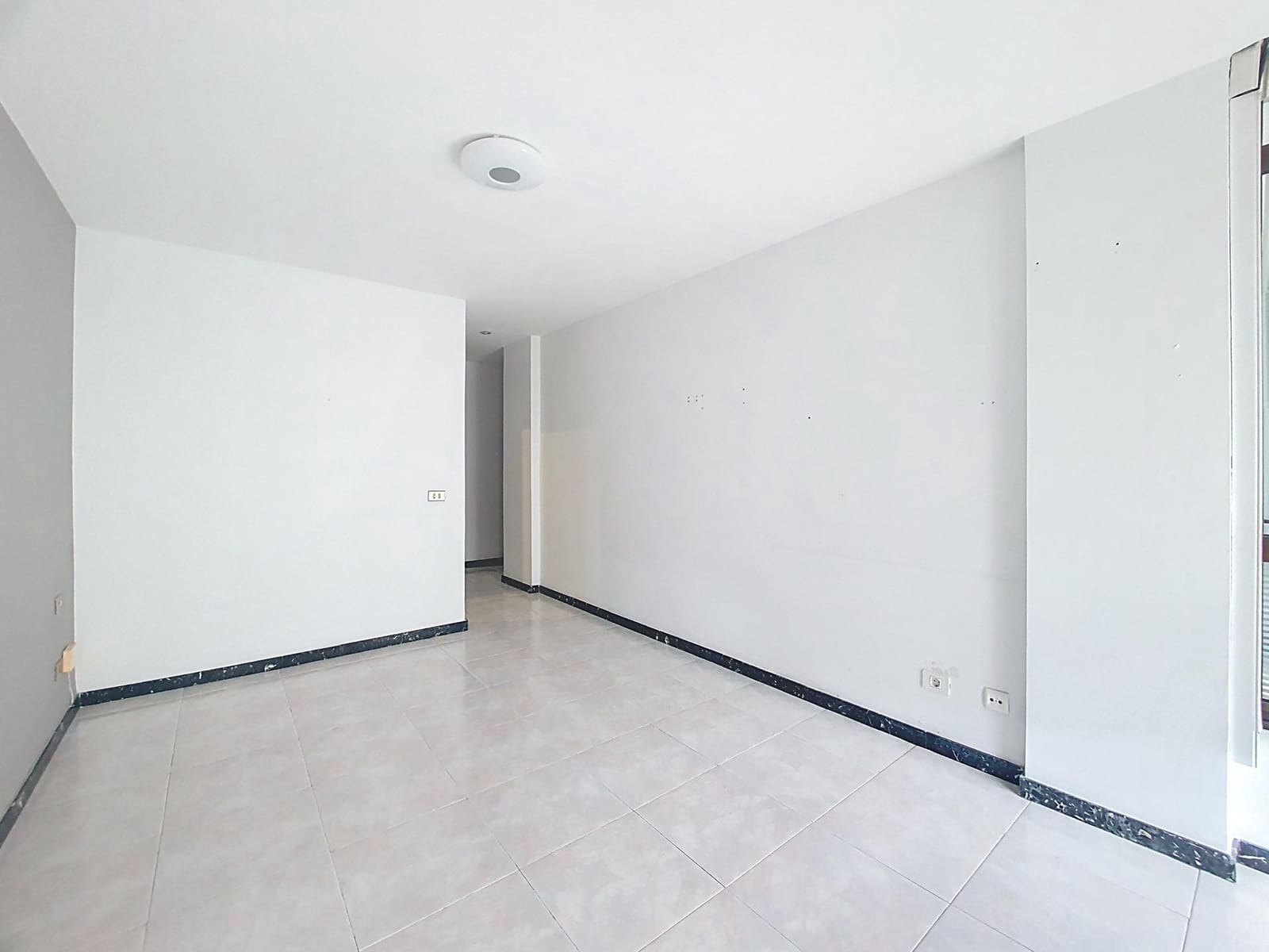 3 bedroom Flat for sale in Las Palmas de Gran Canaria - € 525,000 (Ref: 9882277)