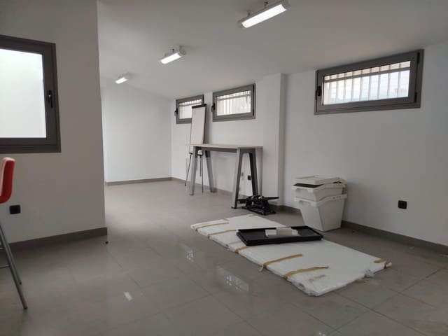 2 camera da letto Ufficio da affittare in Las Palmas de Gran Canaria - 800 € (Rif: 9882278)
