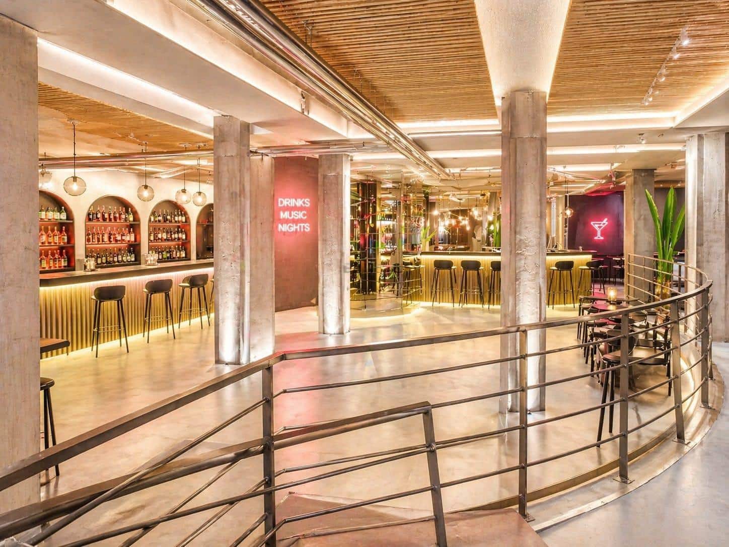 Commercial for sale in Las Palmas de Gran Canaria - € 799,000 (Ref: 9882279)