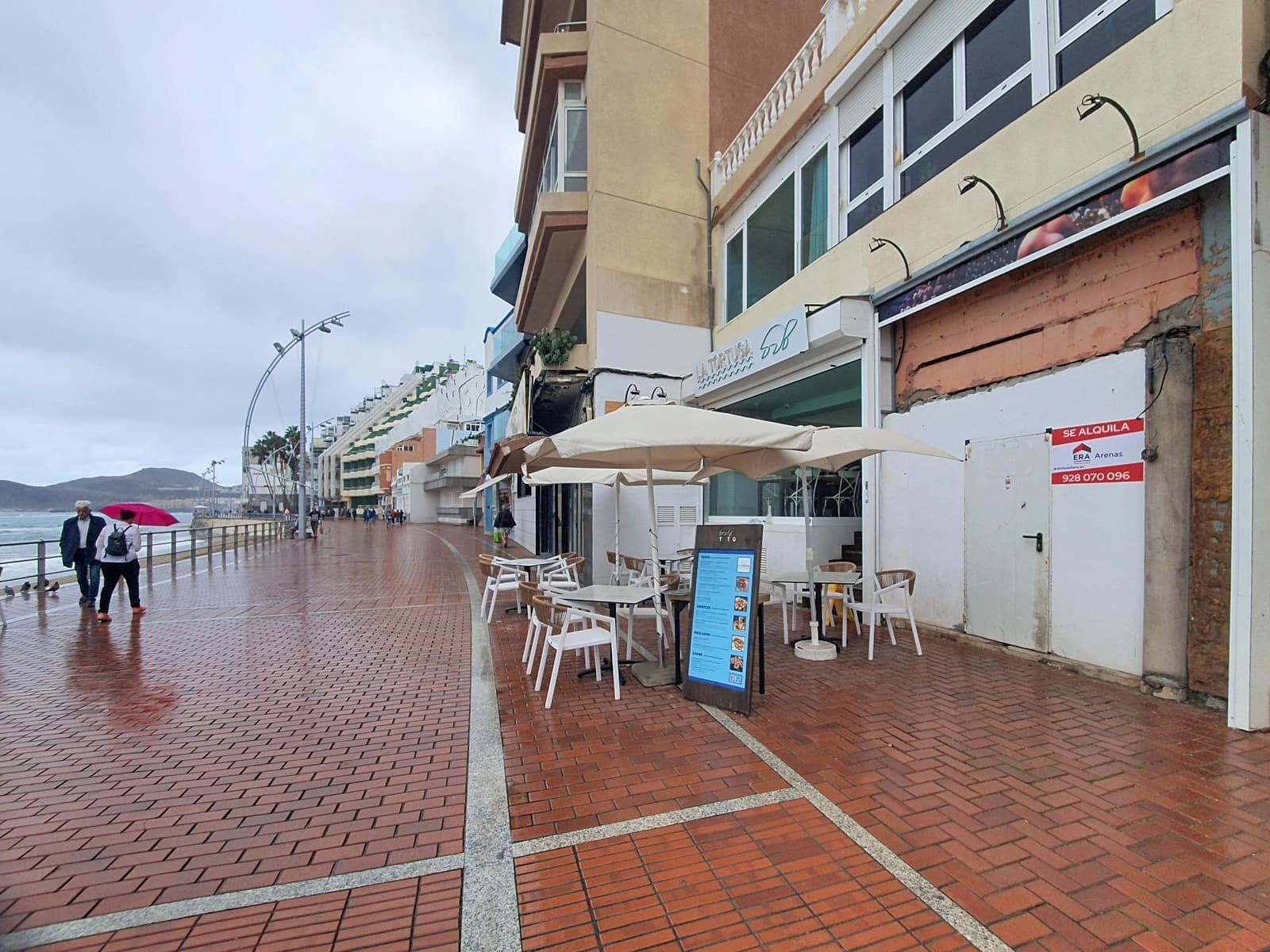 Commercial for sale in Las Palmas de Gran Canaria - € 799,000 (Ref: 9882279)