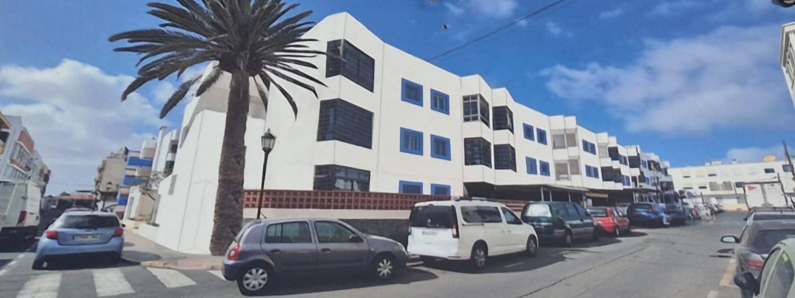 2 slaapkamer Flat te koop in Corralejo - € 225.000 (Ref: 9882282)