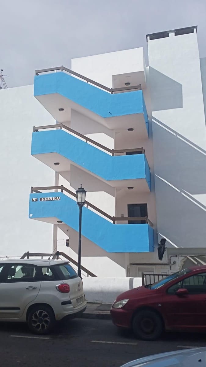 2 slaapkamer Flat te koop in Corralejo - € 225.000 (Ref: 9882282)