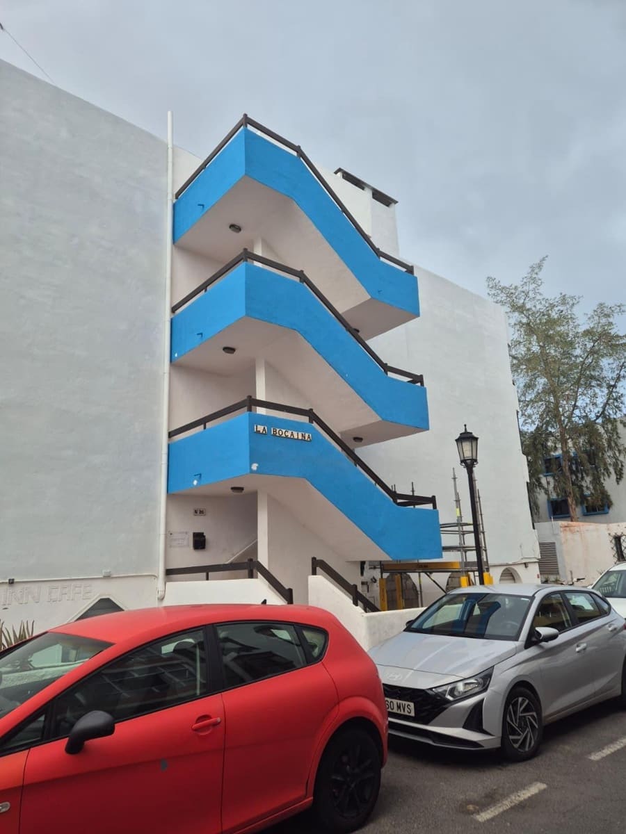 2 slaapkamer Flat te koop in Corralejo - € 225.000 (Ref: 9882282)