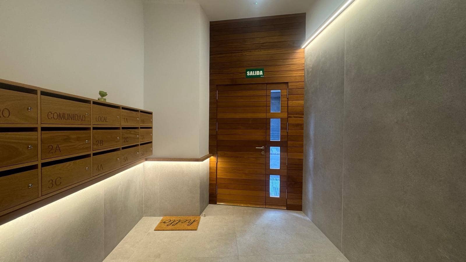 1 soveværelse Lejlighed til leje i Las Palmas de Gran Canaria - € 1.000 (Ref: 9882283)