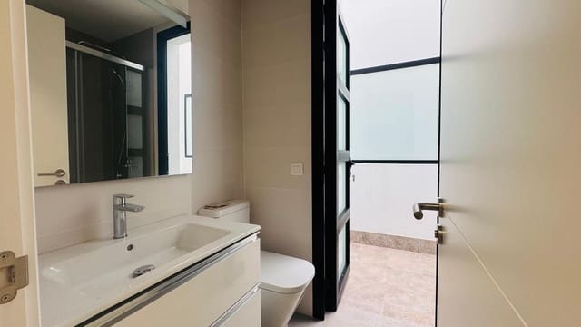 2 soveværelse Lejlighed til leje i Isleta, Las Palmas de Gran Canaria - € 1.200 (Ref: 9882284)