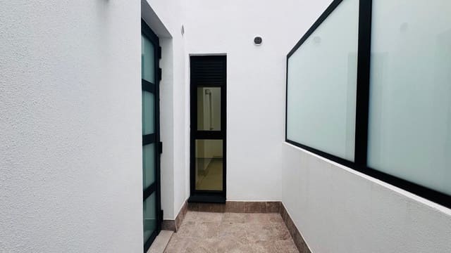 2 soveværelse Lejlighed til leje i Isleta, Las Palmas de Gran Canaria - € 1.200 (Ref: 9882284)