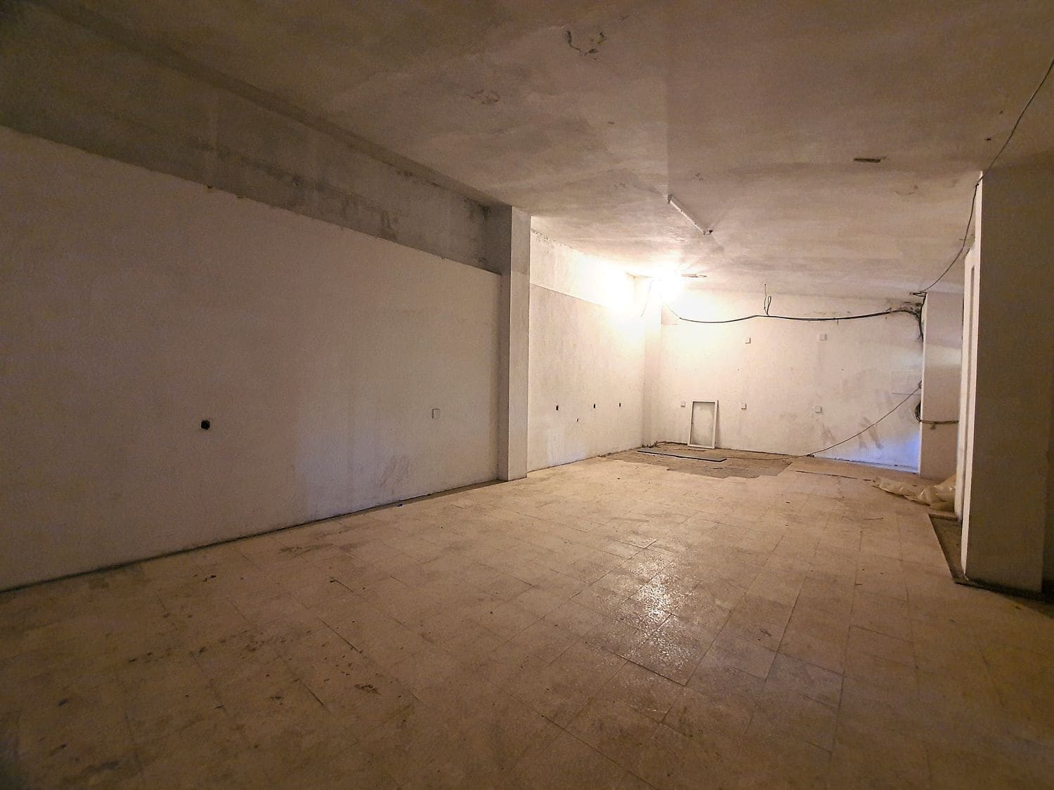 Commercial for sale in Las Palmas de Gran Canaria - € 690,000 (Ref: 9882287)