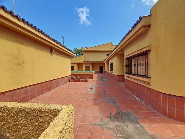 Local Comercial en Escaleritas, Las Palmas de Gran Canaria en venta - 690.000 € (Ref: 9882287)