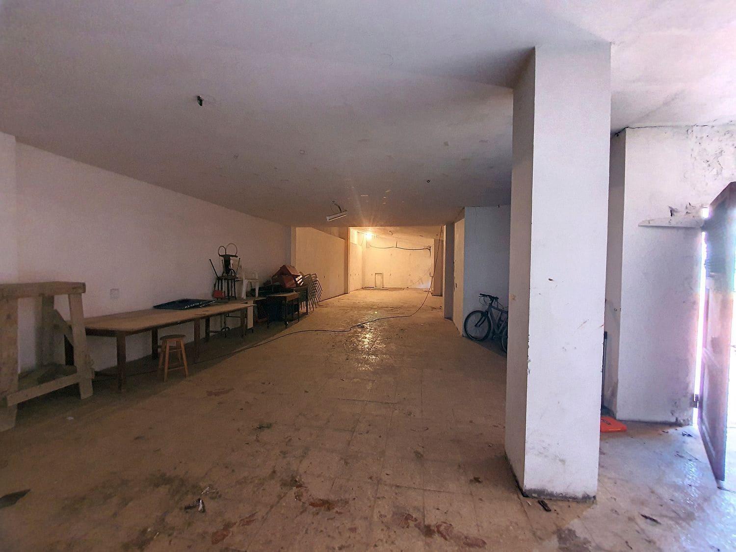 Commercial for sale in Las Palmas de Gran Canaria - € 690,000 (Ref: 9882287)