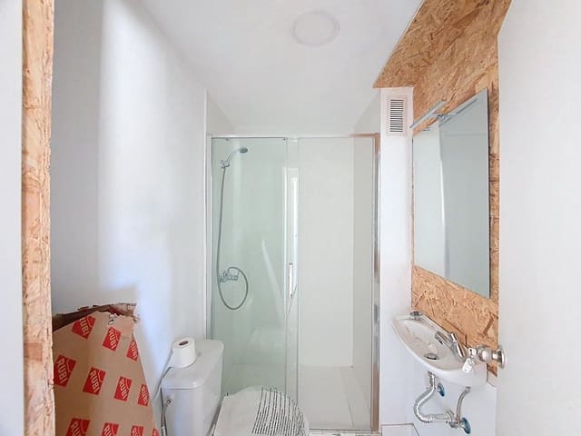 1 soveværelse Lejlighed til salg i Las Palmas de Gran Canaria - € 126.000 (Ref: 9882289)