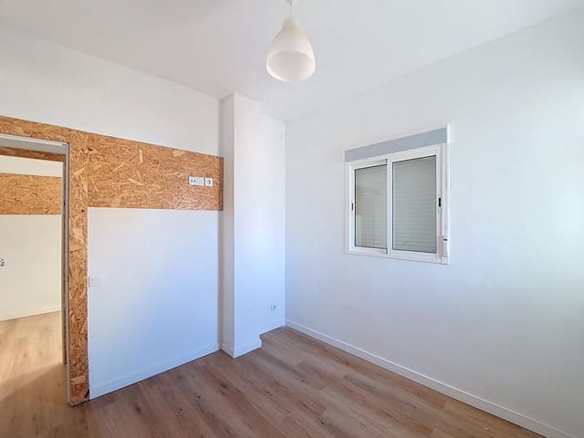 1 soverom Leilighet til salgs i Las Palmas de Gran Canaria - € 126 000 (Ref: 9882290)