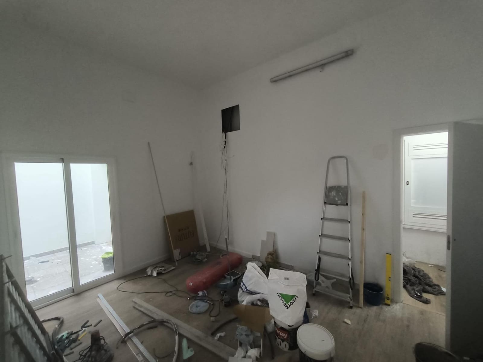 Commercial for sale in Las Palmas de Gran Canaria - € 72,000 (Ref: 9882292)