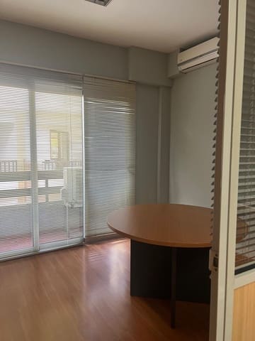 Kontor til leie i Las Palmas de Gran Canaria - € 800 (Ref: 9882294)