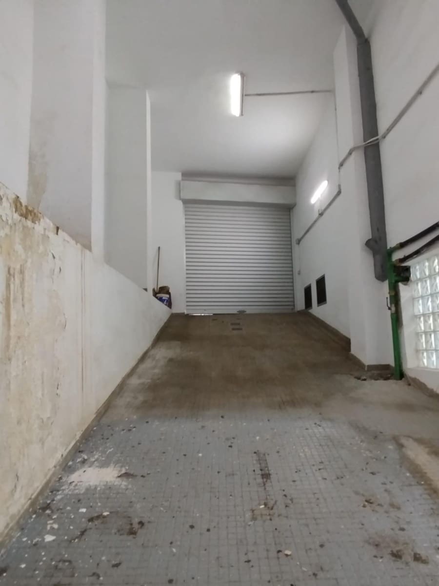 Commercial for rent in Las Palmas de Gran Canaria - € 5,200 (Ref: 9882296)
