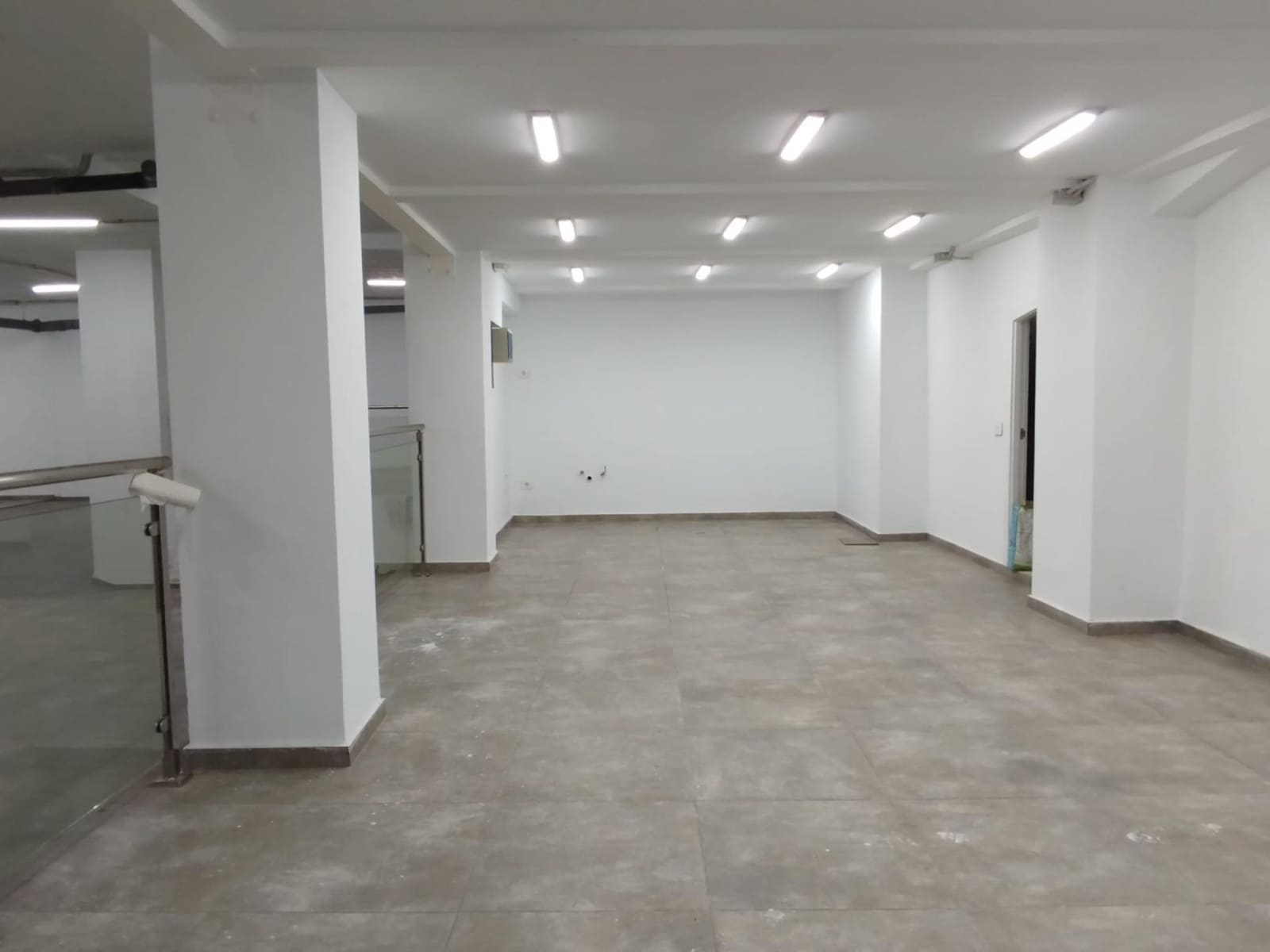 Commercial for rent in Las Palmas de Gran Canaria - € 5,200 (Ref: 9882296)