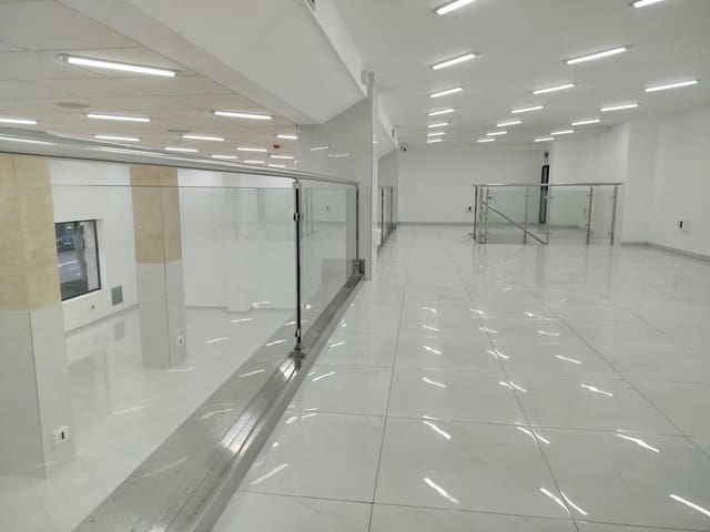 Gewerbe zu vermieten in Las Palmas de Gran Canaria - 5.200 € (Ref: 9882296)