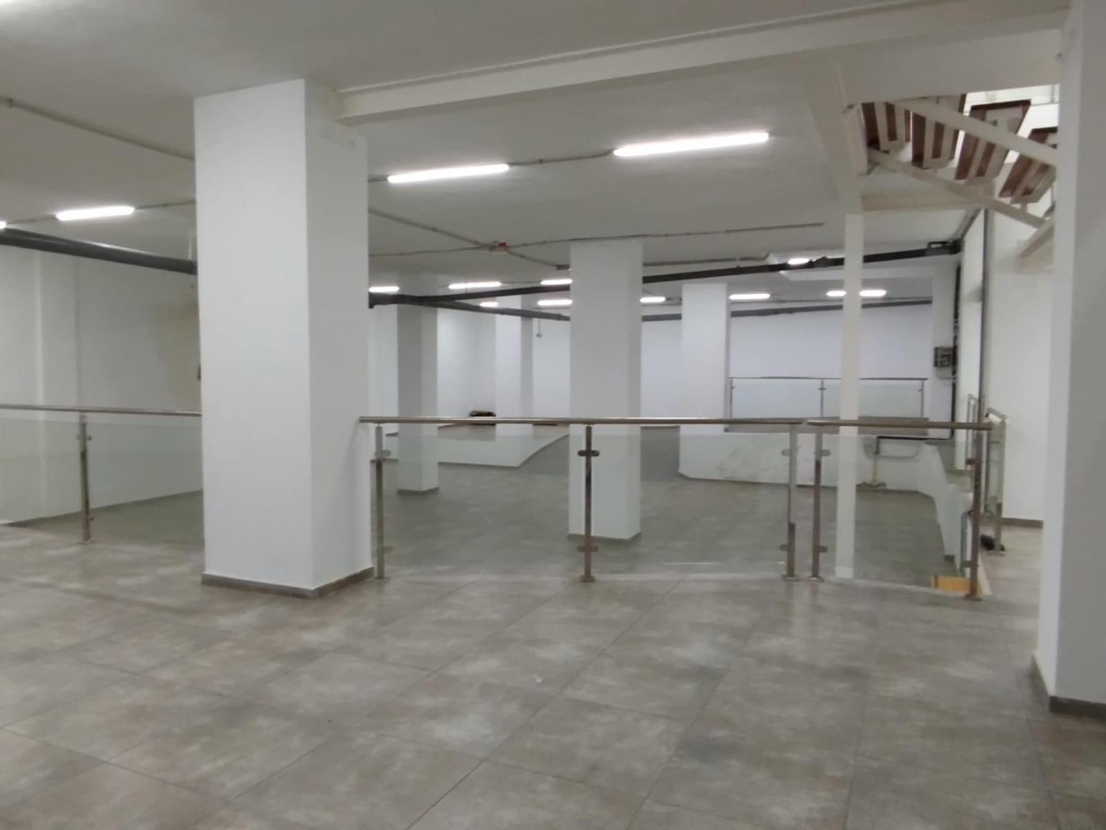Commercial for rent in Las Palmas de Gran Canaria - € 5,200 (Ref: 9882296)