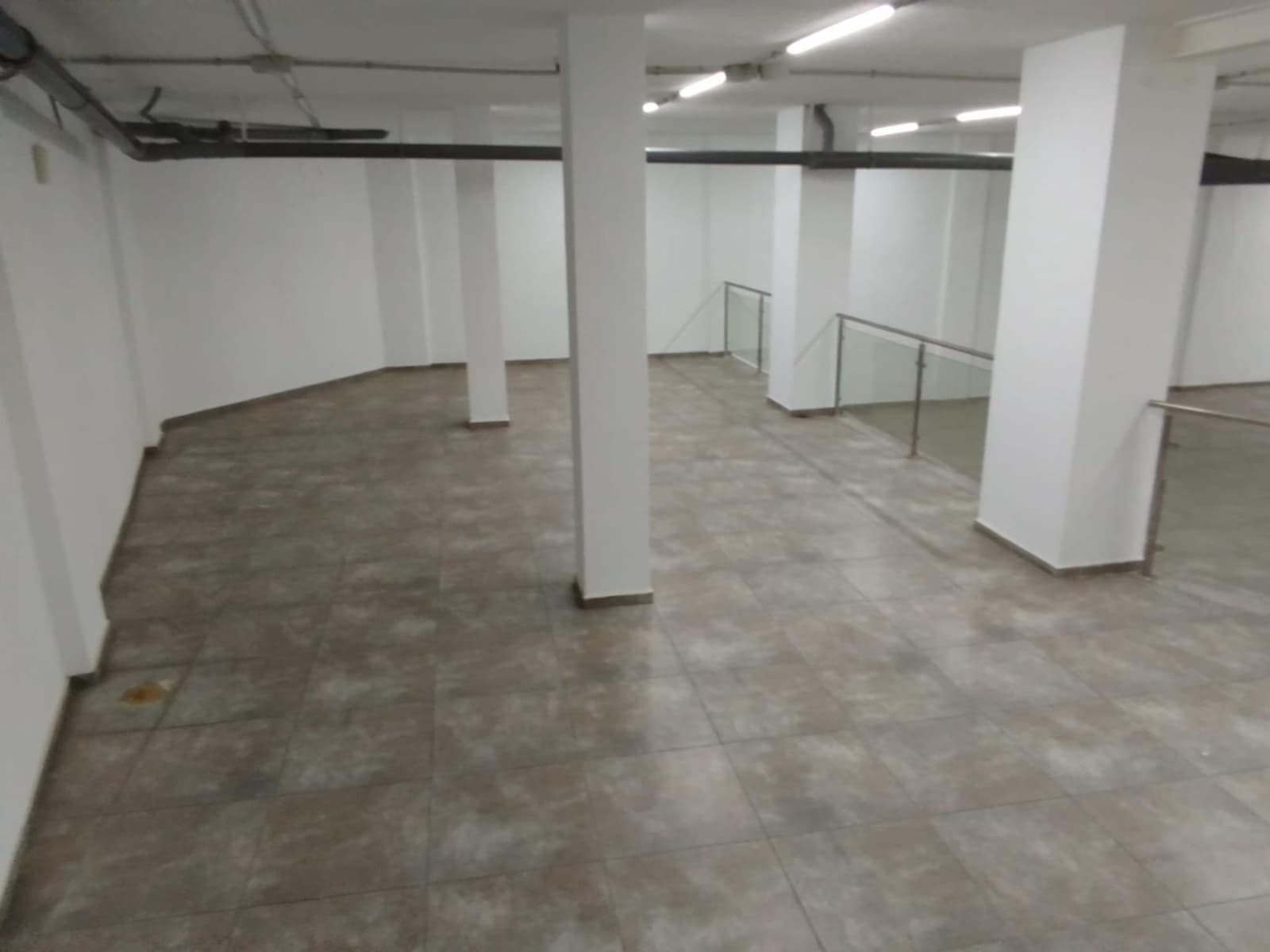 Commercial for rent in Las Palmas de Gran Canaria - € 5,200 (Ref: 9882296)